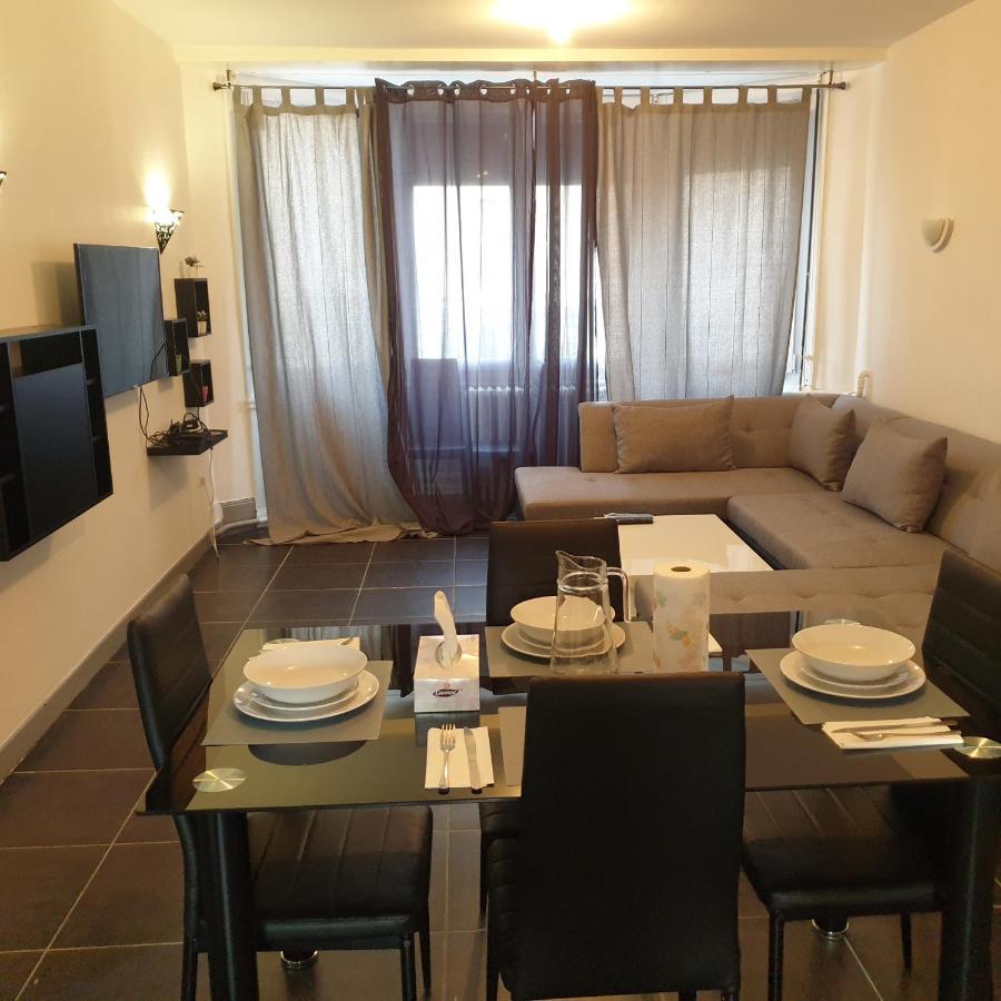 Appartement T2 Courte Duree Coup De Coeur Toute A 5 Minutes Saint-Etienne  Bagian luar foto